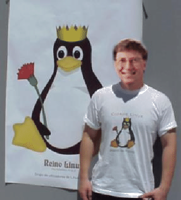 \includegraphics[width=8cm]{Bill-Tux}